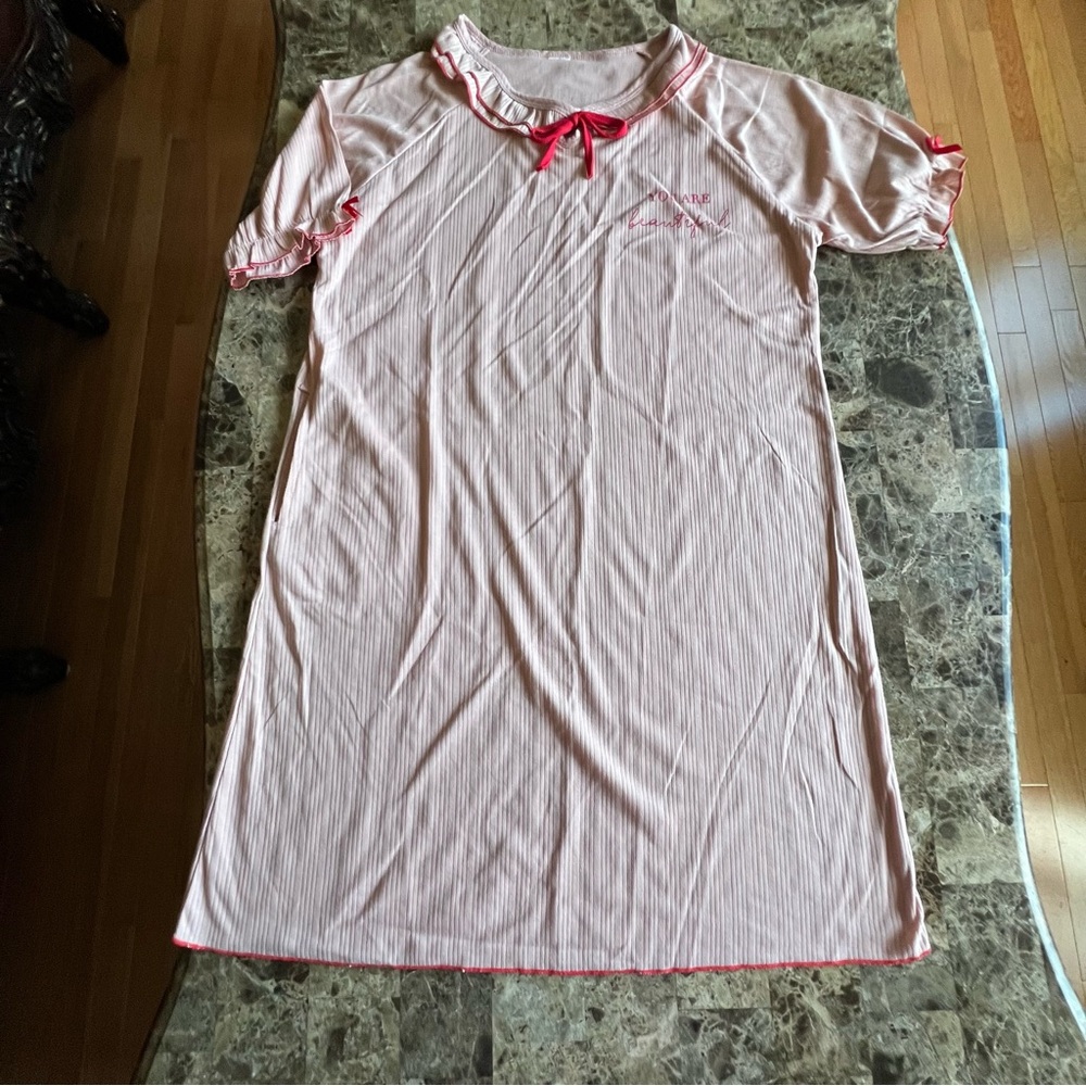 Women Sleeping Nightgown NWOT